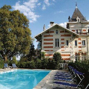 Château de l'Yeuse****