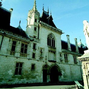 Inter-Hôtel Le Berry**