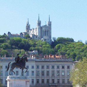 Campanile Lyon Centre***