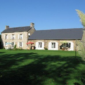 Le Presbytère de Vieuvy Le Presbytère de Vieuvy