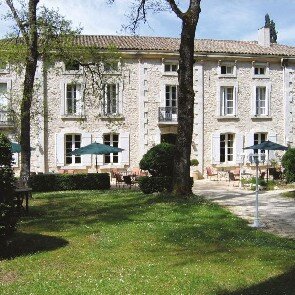 Château de l'Hoste***